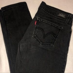 low rise black levi jeans